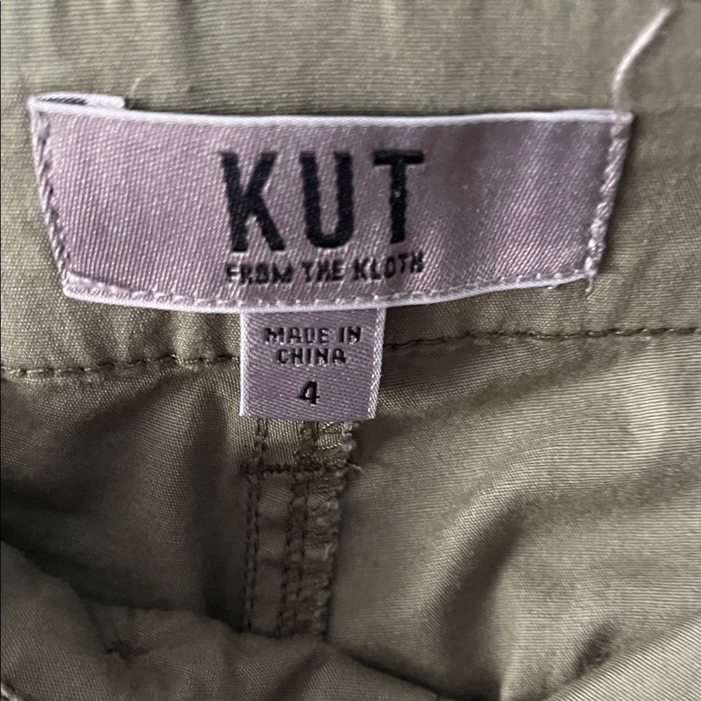 Kut from the Kloth Sage Cargo Pants - Picture 2 of 3
